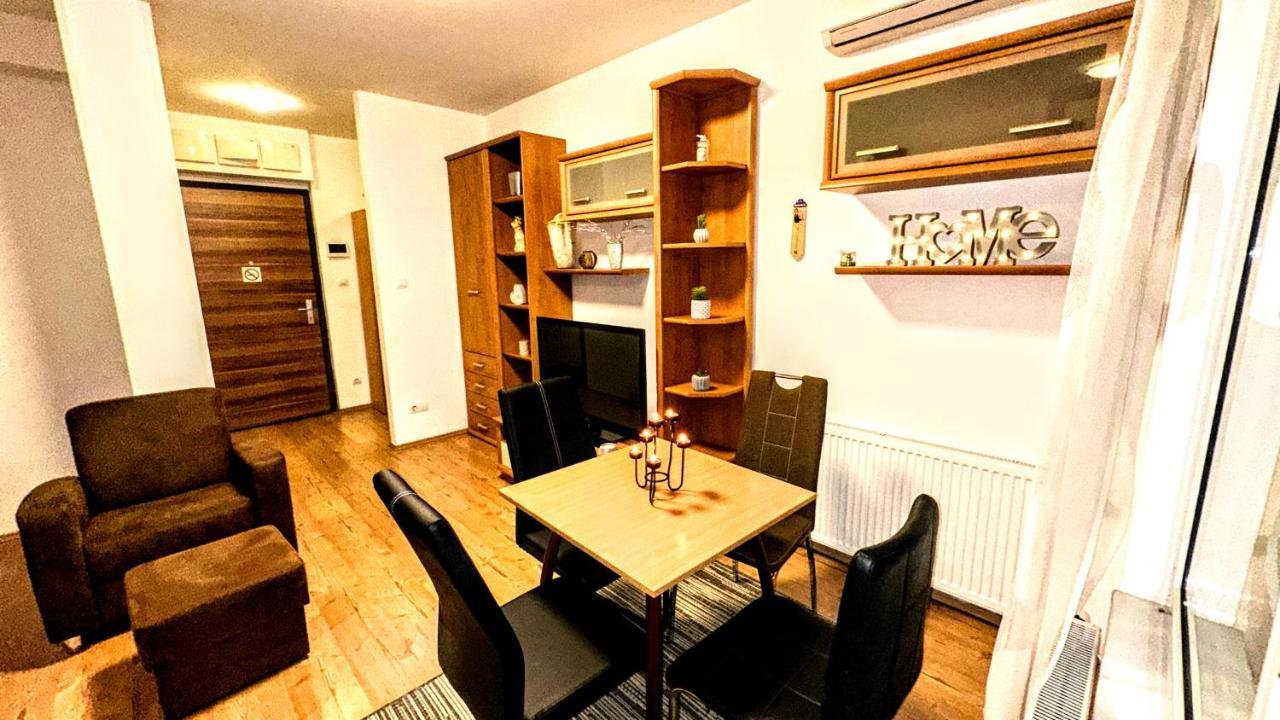 Flowers Apartman Appartement *